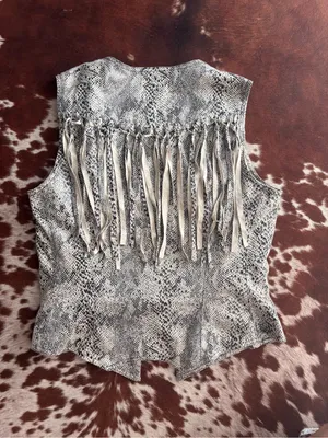 Vintage Powder River Outfitters Women's Beige Snake-Print Fringe Vest thumbnail 5