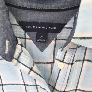 Tommy Hilfiger Plaid Long-sleeved Shirt S thumbnail 2