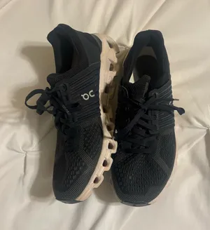 On Cloud, Black, Shoes, Women’s Size 6 thumbnail 1