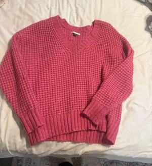 American eagle sweater thumbnail 1