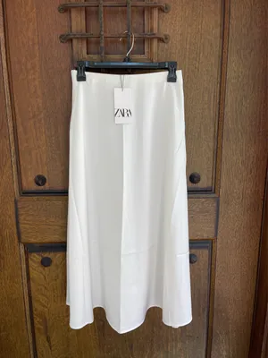 ZARA A-Line Midi Whit Skirt Size XS thumbnail 4