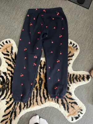 Starfit Cherry Sweatpants thumbnail 3