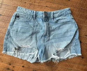 Kancan high waist raw hem cutoff wedgie 28 denim shorts thumbnail 1