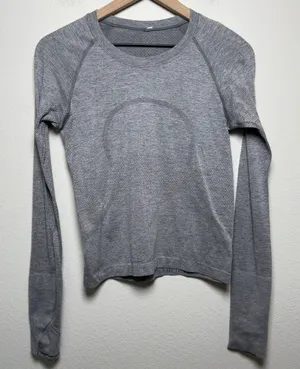 Lululemon Women Swiftly Tech Long Sleeve Shirt 2.0 Gray Crewneck Active 6 thumbnail 1