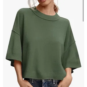 Lot of 2 Cropped Short‎ Sleeve Sweaters Women's XS/S Black & Green Lightweight thumbnail 4