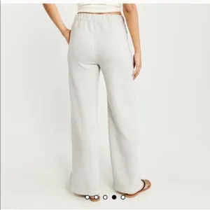 Abercrombie Split Hem Wide Leg Sweatpants Medium thumbnail 3