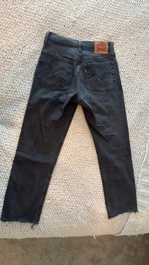 Levi’s Cropped 501 thumbnail 2