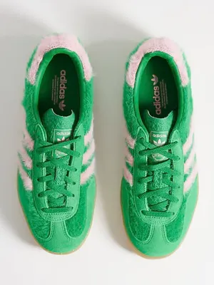 NWT adidas Originals Gazelle Indoor sneakers in fluffy green and pink thumbnail 2