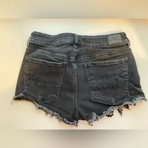 American Eagle Women’s Distressed Black High Rise Shortie Jean Shorts size 8 thumbnail 2
