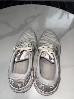Brooks Women's Adrenaline GTS Running Shoes - Light Gray/Off-White thumbnail 4