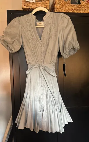 Knee length dress Silver Size 4 thumbnail 1