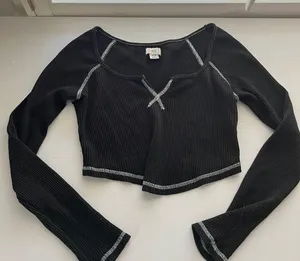 Urban Outfitters Cropped Long Sleeve Top thumbnail 1