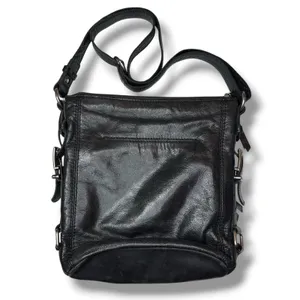 The Sak Iris Leather Hobo Bag‎ Soft Black Leather Charm Happy And Free Crossbody thumbnail 5