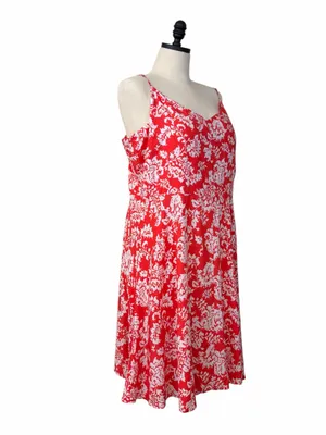 Gap Soft Cami Dress XXL V Neck Smocked Floral Red White NWT Sundress Casual thumbnail 2