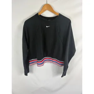 Nike Black Logo Striped Hem Pullover Crop Sweatshirt Size Medium thumbnail 2