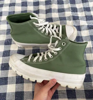 Converse Green thumbnail 2