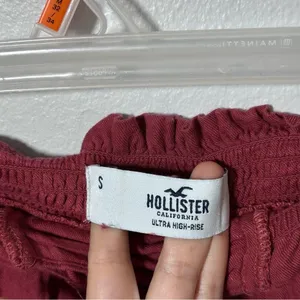 Hollister Women Red Elastic‎ Ultra High-rise Shorts Size Small. thumbnail 4