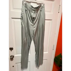 Abercrombie and Fitch Satin Tailored Wide Leg Pant Sage Size 33 Long thumbnail 4