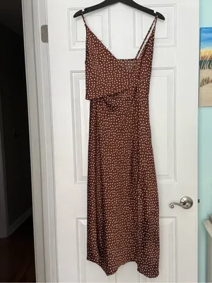 Urban Outfitters Kelly Surplice Midi Dress in Brown and White Polka Dots thumbnail 2