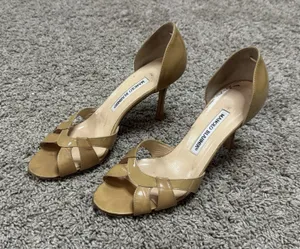 Vintage MANOLO BLAHNIK D’Orsay Nude Tan Patent Leather Peeptoe High Heels Sz 38 thumbnail 1
