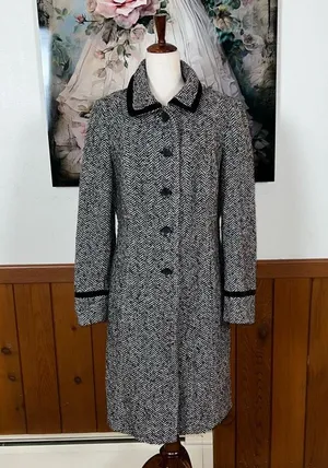 Gorgeous LOFT Wool Tweed Coat with Black Velvet Trim! thumbnail 1