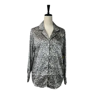BB Dakota New Satin PJ Set Button Top Shorts Animal Print Women’s Size Medium thumbnail 2