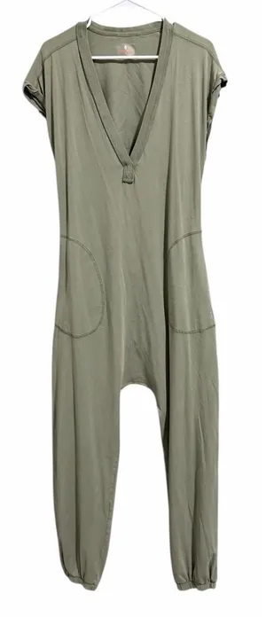 Free People Algues Marines Short Sleeve Hot Shot V-Neck Cut-Out‎ Back Jumpsuit S thumbnail 1