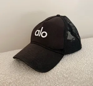 Alo Yoga Trucker Hat Black thumbnail 1