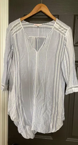 Victoria's Secret Linen Shirt thumbnail 1