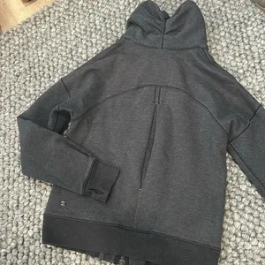 Lululemon Gray Zip Up Scuba Define Sweatshirt No Hood Size 6 thumbnail 13