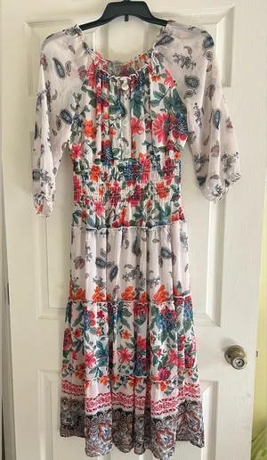 NWOT maxi floral dress size S thumbnail 1