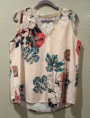 Pink Floral lace sleeve and neck top sz XL thumbnail 1