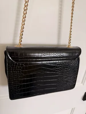 ALDO Black Croc-Embossed and Suede Crossbody Bag with Gold Tone Hardware thumbnail 6