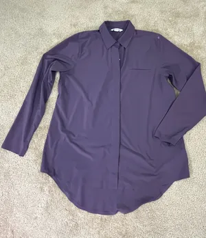 Athleta Purple Long Sleeve Button Front Shirt Size M Lightweight Travel Top thumbnail 1
