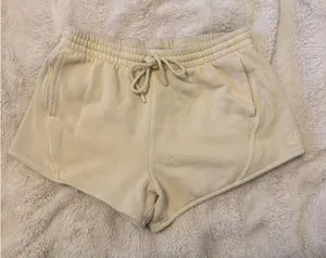 PINK Victoria's Secret shorts thumbnail 1
