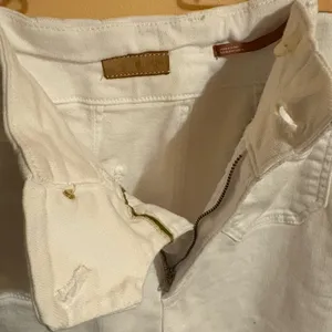 Anthropologie Pilcro Skipper Cropped Wide Leg Jeans thumbnail 6