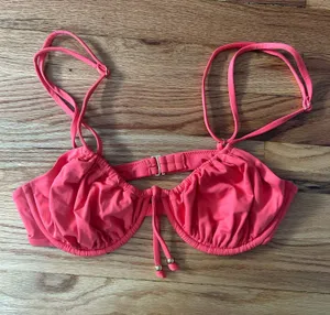 Vineyard Vines Swimsuit Top thumbnail 1