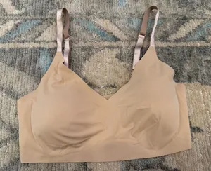 True & Co V Neck Bra Nude Beige Wireless Women's Sz M~All Day Comfort~NEW thumbnail 1