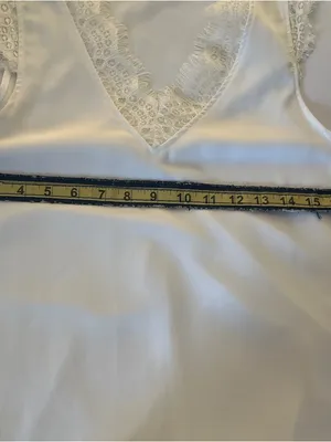 Anthropologie White Lace V-Neck Sleeveless Top thumbnail 6