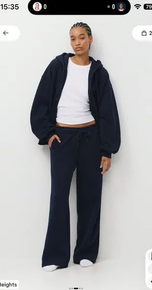 Aritzia Sweatfleece Sweatpants thumbnail 1