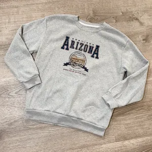 •SHEIN• SWEATSHIRT thumbnail 1