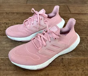 Adidas Ultraboost 22 Shoes thumbnail 1