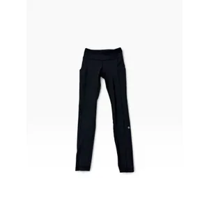 Lululemon Black Cropped Pocket Leggings Size 2 thumbnail 3