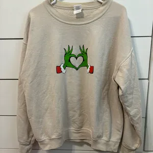 Handmade Vintage Grinch Christmas Crewneck thumbnail 2