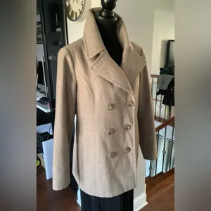 Nice dressy London Fog short coat 🌷LIKE NEW 🌷 thumbnail 4