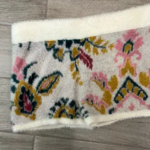 Anthropologie Daily Practice‎ Fuzzy Floral shorts size Small thumbnail 5
