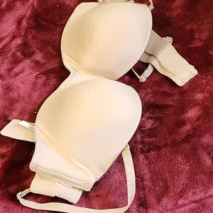 Victoria's Secret bra Size 36B (Multiple ways of uses) thumbnail 3