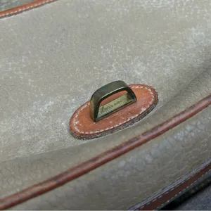 Tan Vintage Pebble Leather Dooney & Bourke Crossbody Purse All Weather Leather thumbnail 8
