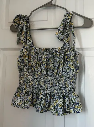 Forever 21 floral tank top size xs thumbnail 1