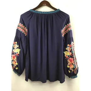 Women’s Solitaire Navy Long Sleeve Floral Embroidered Tunic Top Size Medium thumbnail 2